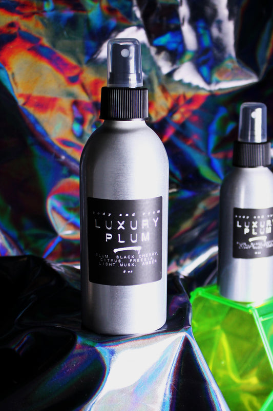 LUXURY PLUM, 8 OZ BODY AND LINEN SPRAY