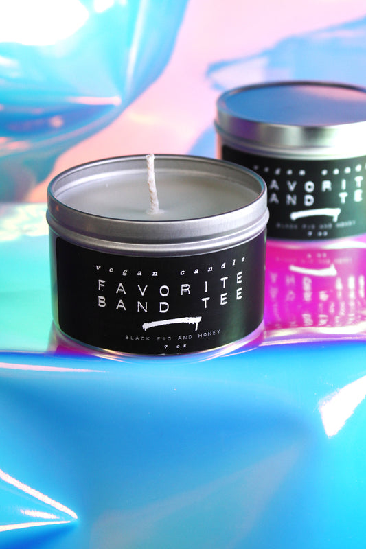 FAVORITE BAND TEE, 7 OZ CANDLE